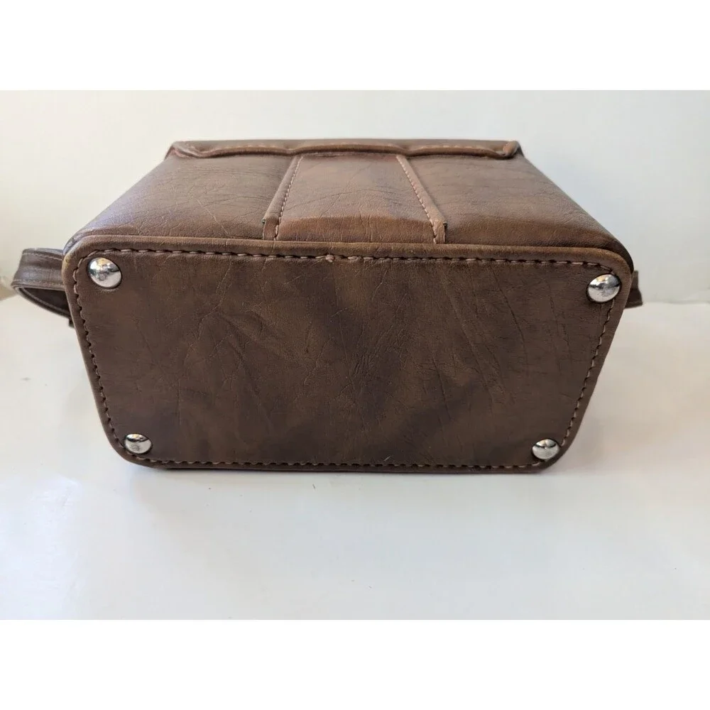 Vintage Brown Vinyl Hard Video Camera Case with Strap 10